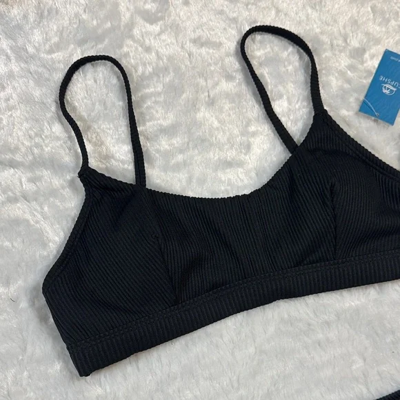 Black Ribbed Bikini Set - Picture 4 of 7